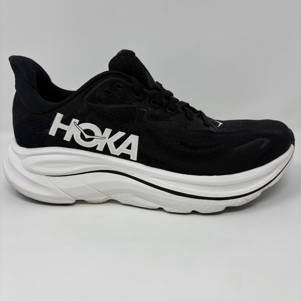 Hoka Clifton 10 Womens Size 9 Black White Athletic Running Shoes (1162031 BWHT)